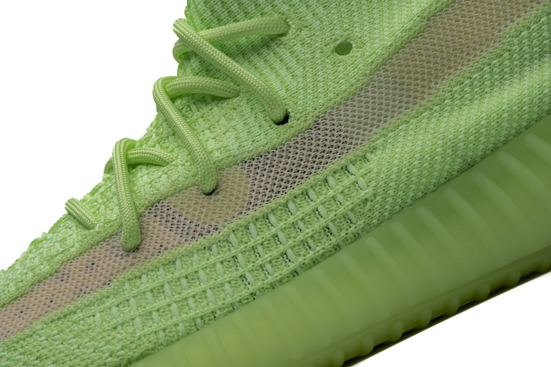 AH Yeezy Boost 350 V2 "Glow In The Dark" 