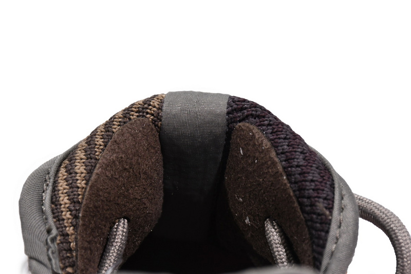 AH Adidas Yeezy Boost 350 V2 “Ash Stone”