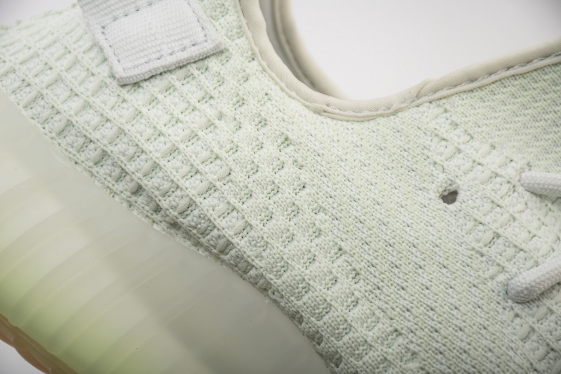 AH Adidas Yeezy Boost 350 V2“Hyperspace”