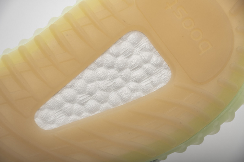 AH Adidas Yeezy Boost 350 V2“Hyperspace”