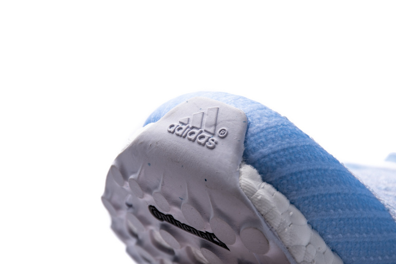 GAME OF THRONES x Ultra Boost “White Walkers”