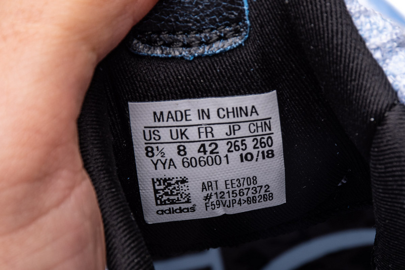 GAME OF THRONES x Ultra Boost “White Walkers”