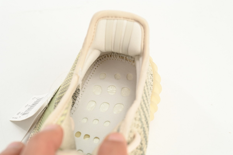 HK Adidas Yeezy 350 Boost V2 "Citrin Reflective"