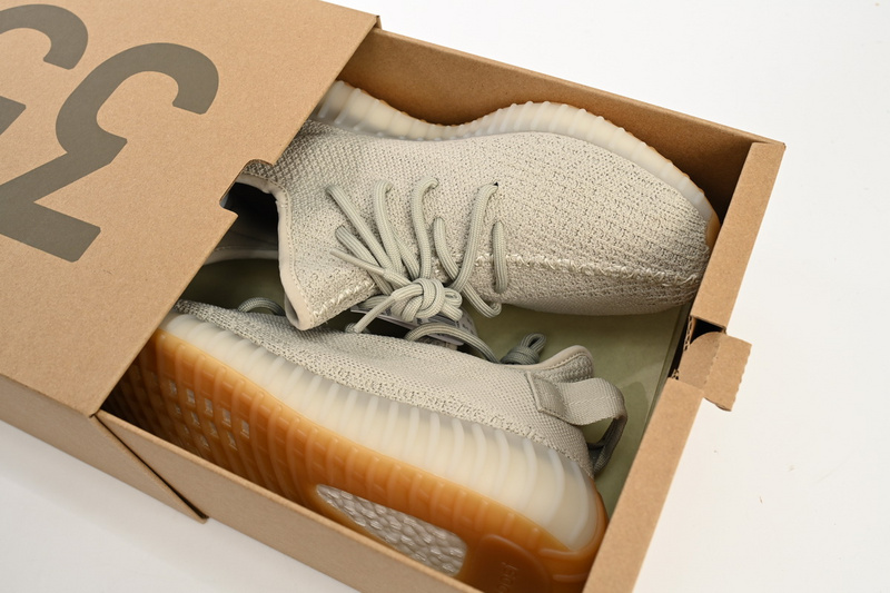 HK Adidas Yeezy Boost 350 V2 “Sesame”