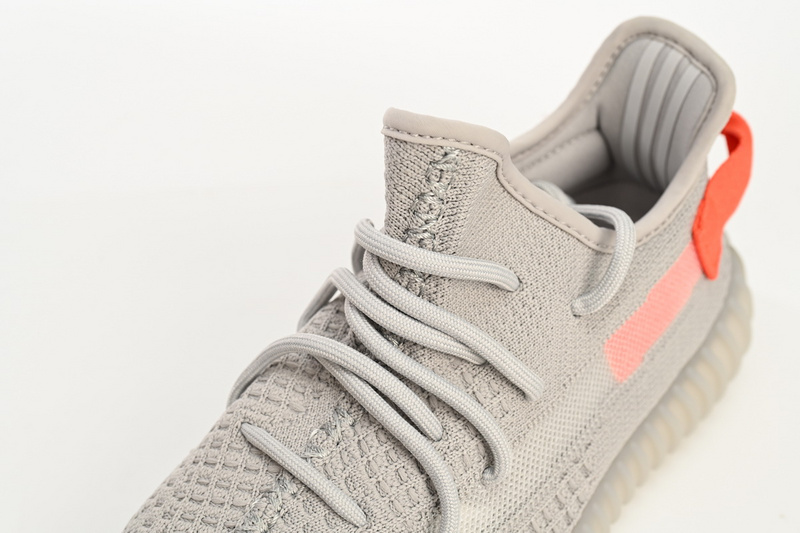 HK Adidas Yeezy Boost 350 V2 “Tail Light”