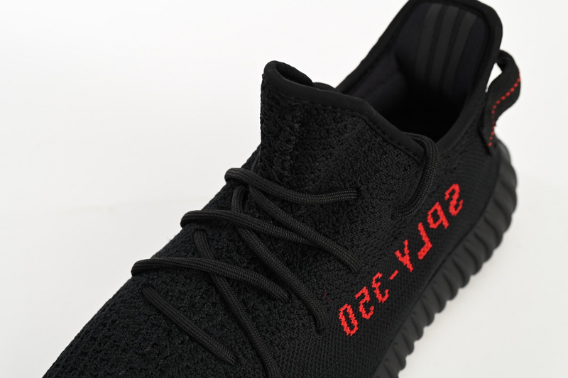 HK Adidas Yeezy Boost 350 V2 Bred