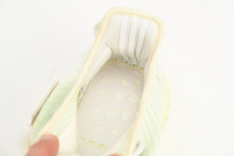 HK Adidas Yeezy Boost 350 V2 Hyperspace