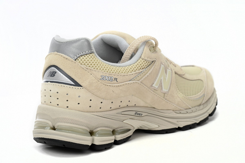 New Balance 2002R Beige