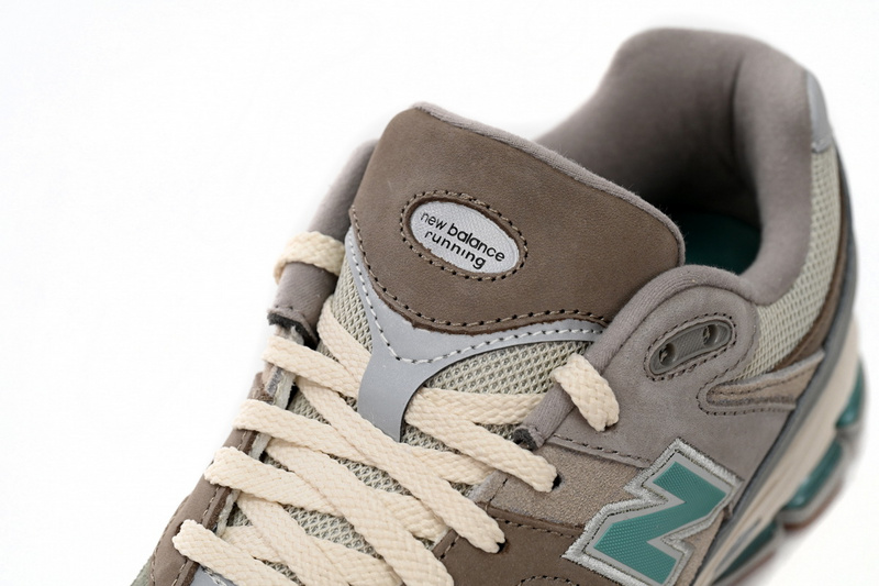 New Balance 2002R Brown Emerald Green