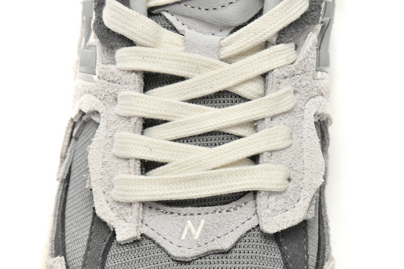 New Balance 2002R Cloud Ash
