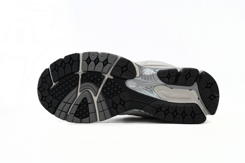 New Balance 2002R Cloud Grey