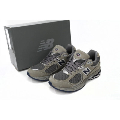 New Balance 2002R Golden Ash 02