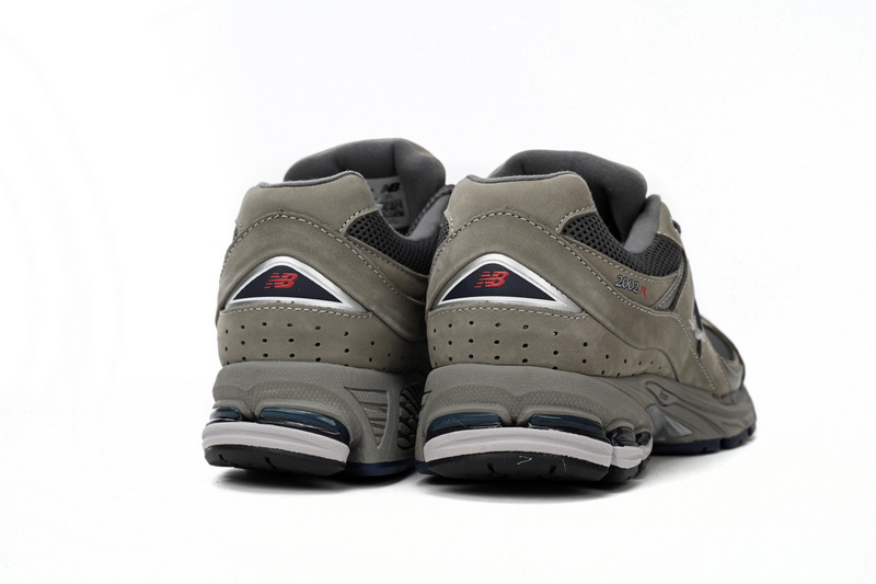 New Balance 2002R Golden Ash