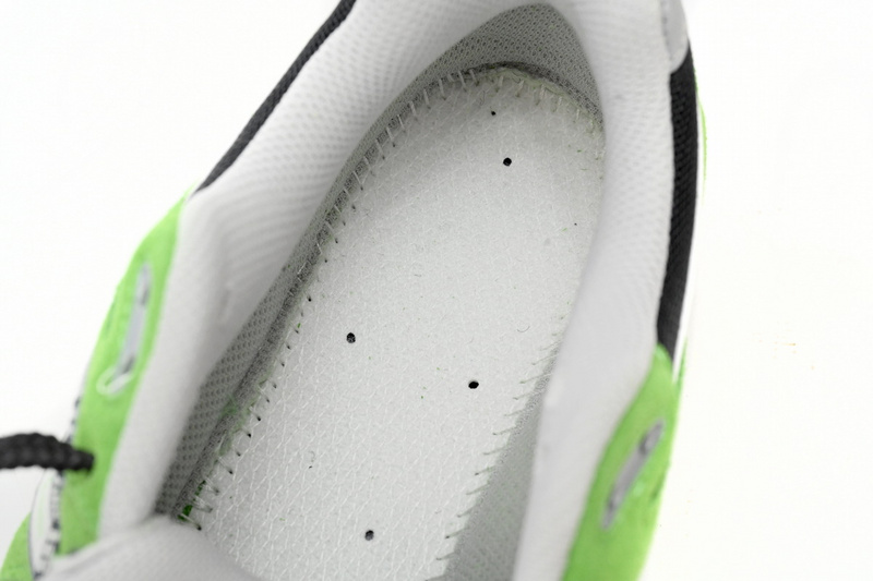 New Balance 2002R Sea Black Green