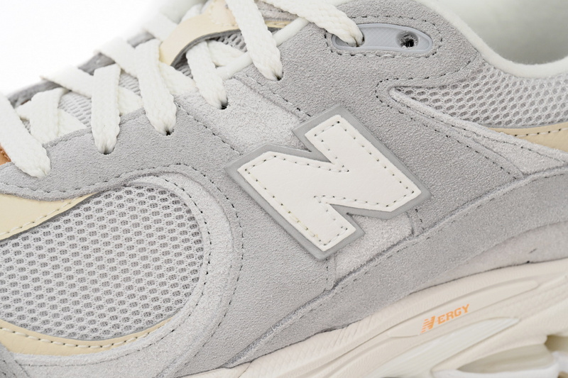 M2002RSB New Balance 2002R White Grey