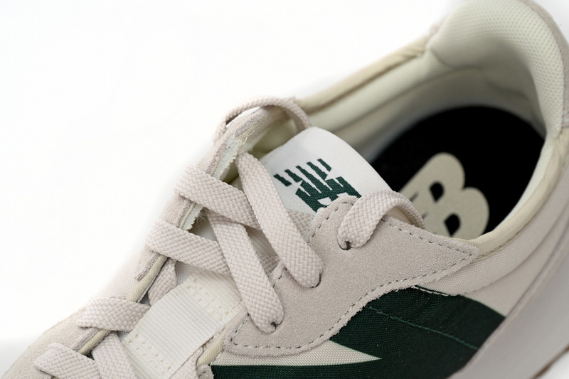 New Balance 327 Beige Green