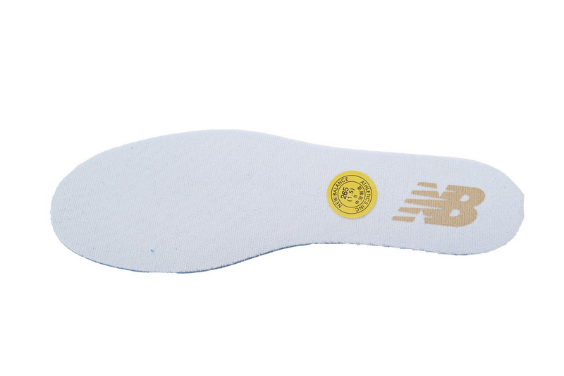 New Balance 327 Cream Coloured