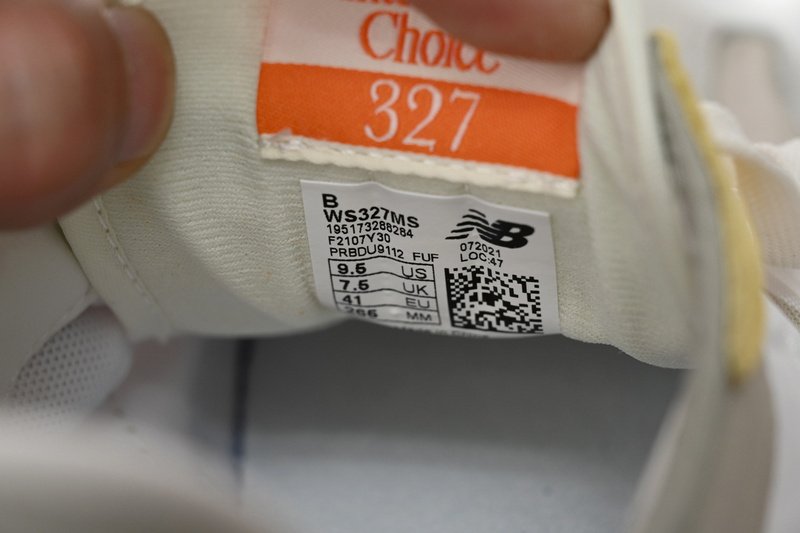 New Balance 327 Cream Coloured