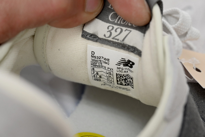 New Balance 327 Grey, White and Black