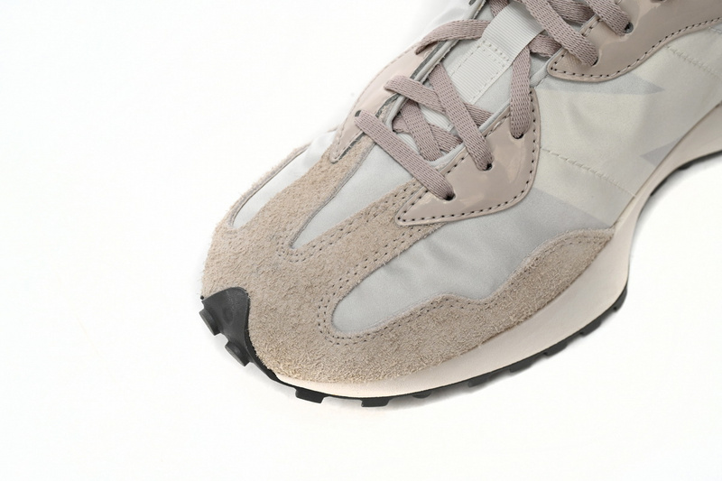 New Balance 327 Red Brown