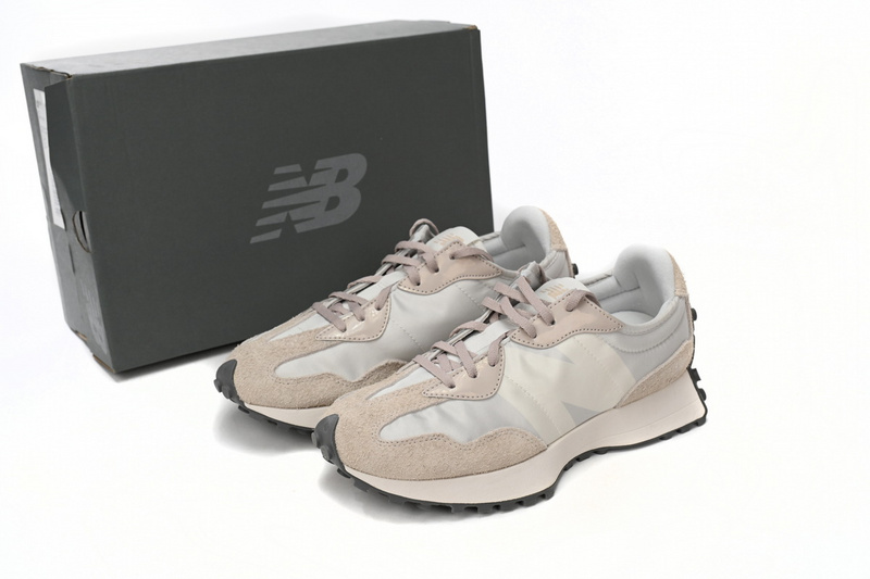 New Balance 327 Red Brown