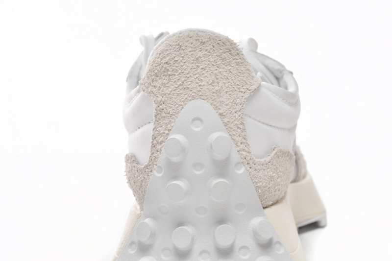 New Balance 327 White Moonbeam