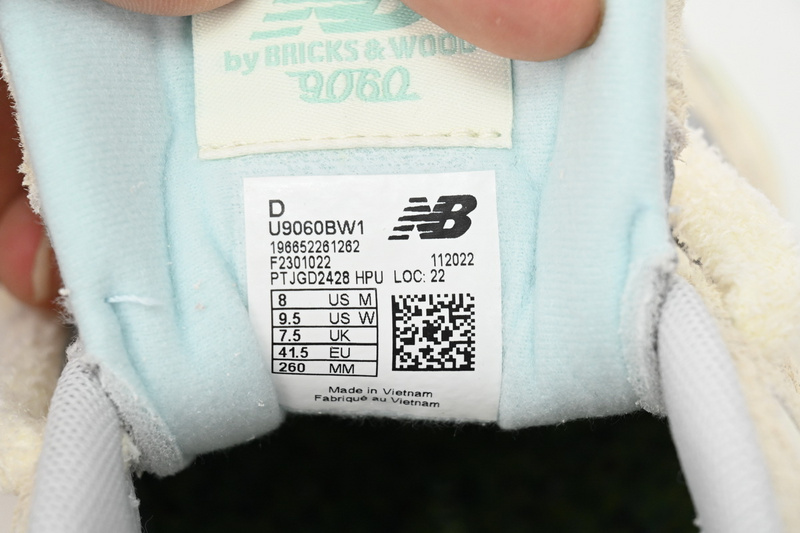 New Balance 9060 Beige Green