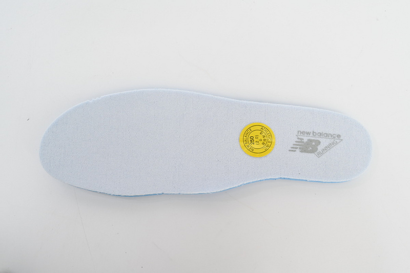 New Balance 9060 Pale