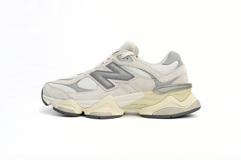 New Balance 9060 Pale
