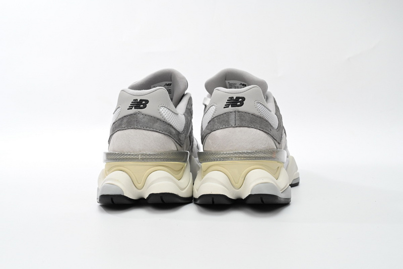 New Balance 9060 Sea Rice Grey