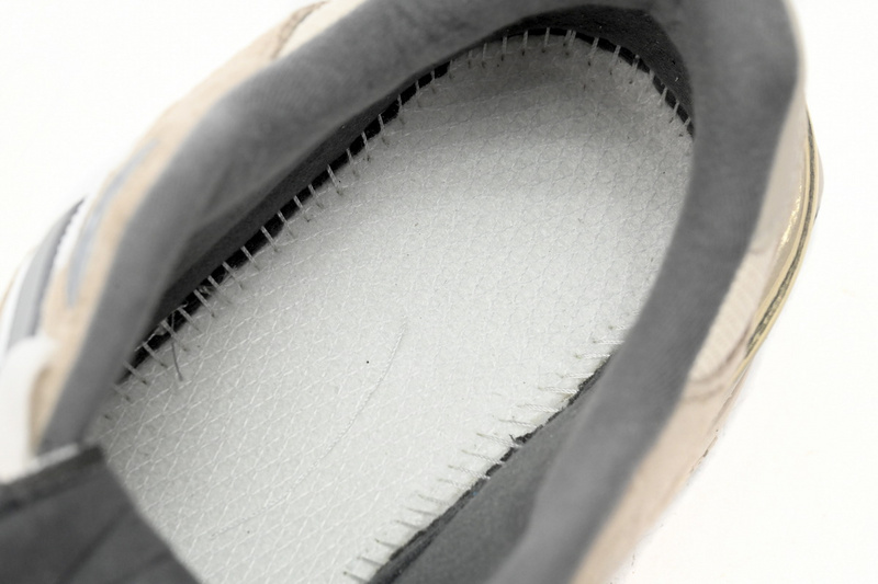 New Balance 9060 Sea Salt