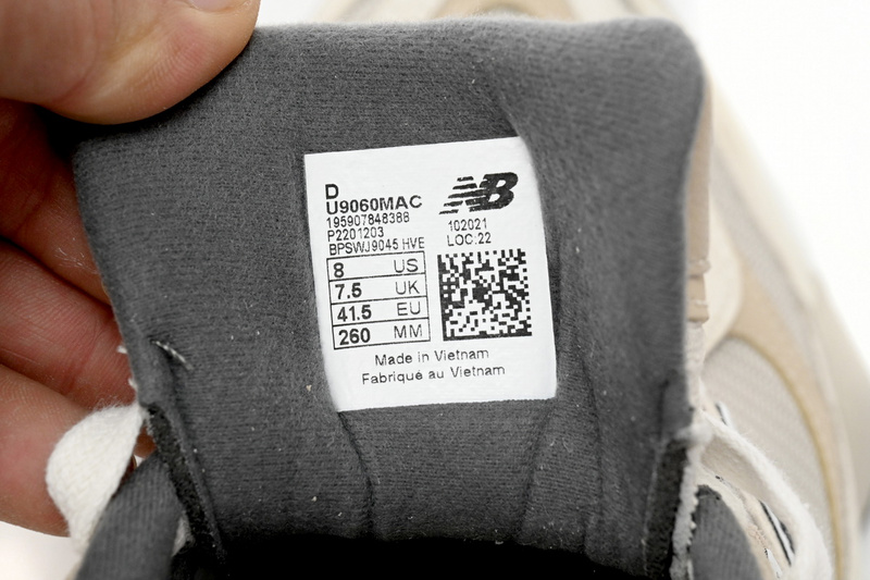 New Balance 9060 Sea Salt