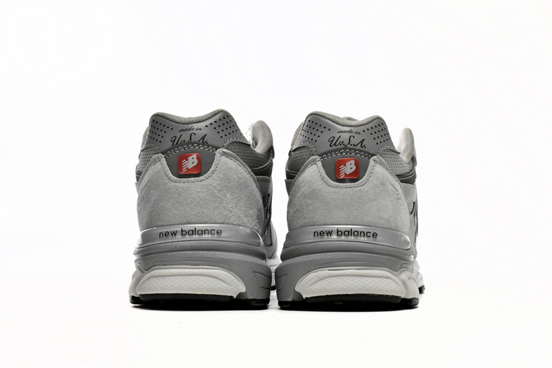 New Balance 990v3 Grey