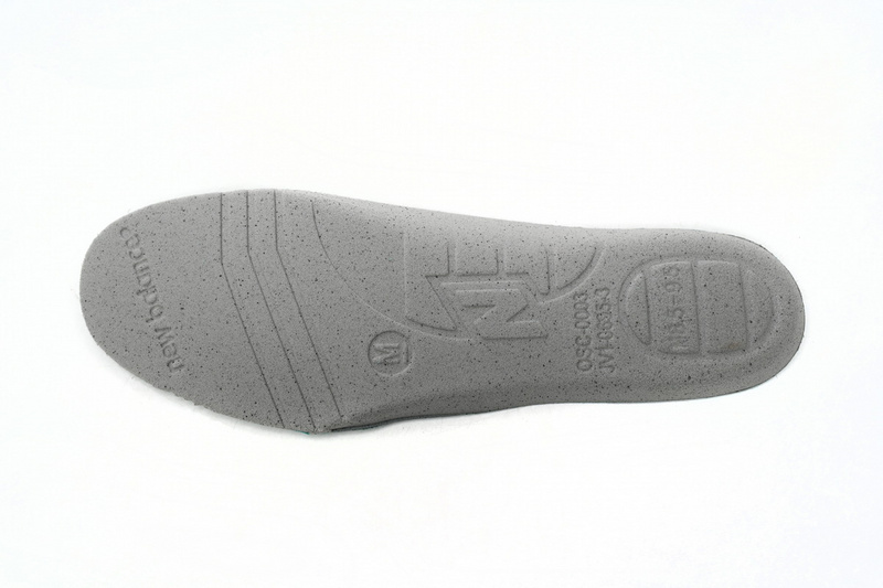 NEW BALANCE Grey silver