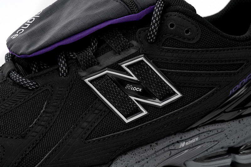 NEW BALANCE White Black Ash