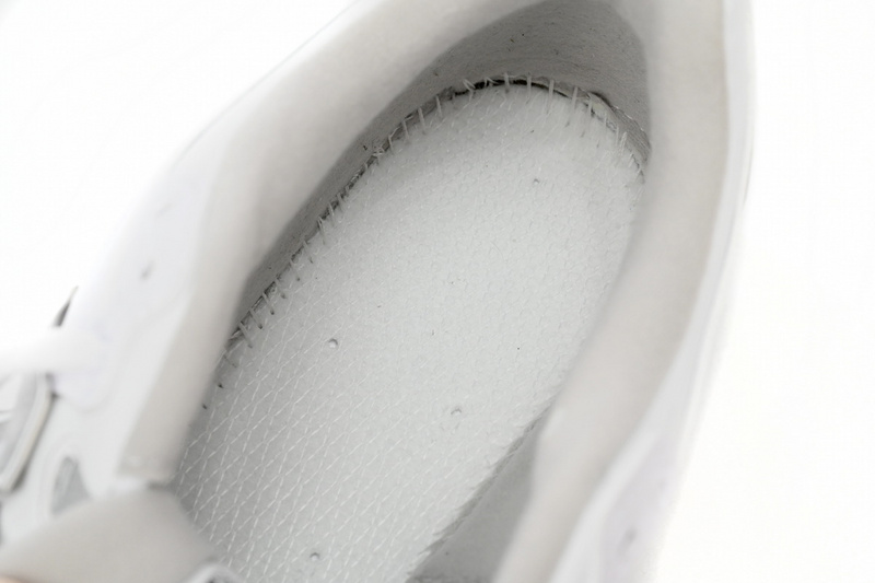 NEW BALANCE White Pale