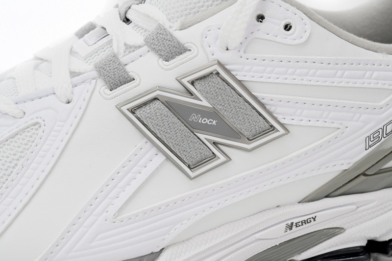 NEW BALANCE White Pale