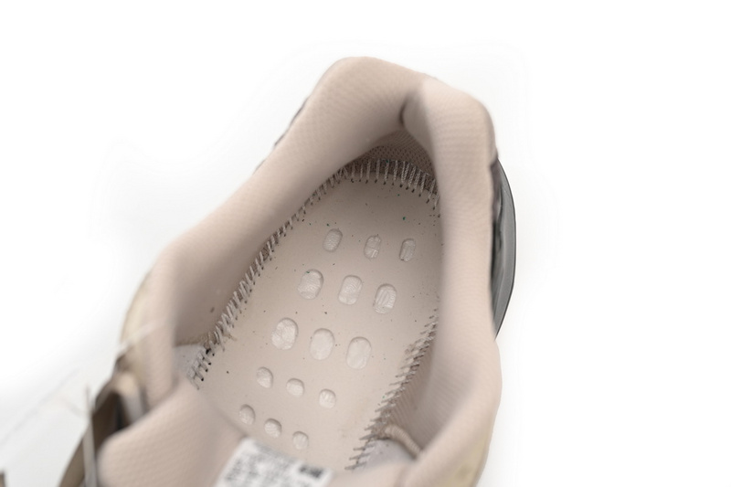 OG 700 Adidas Yeezy Boost 700 V2 “Tephra”
