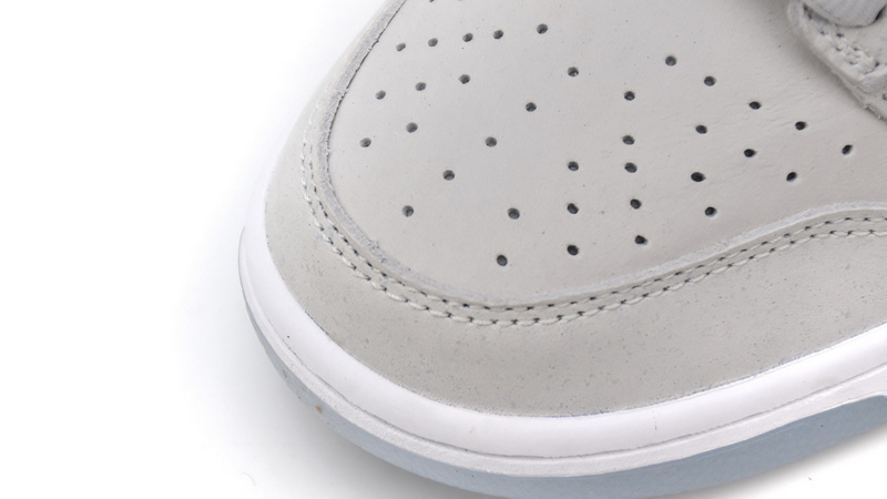 OG CONCEPTS × Nike Dunk SB Low ’White Lobster