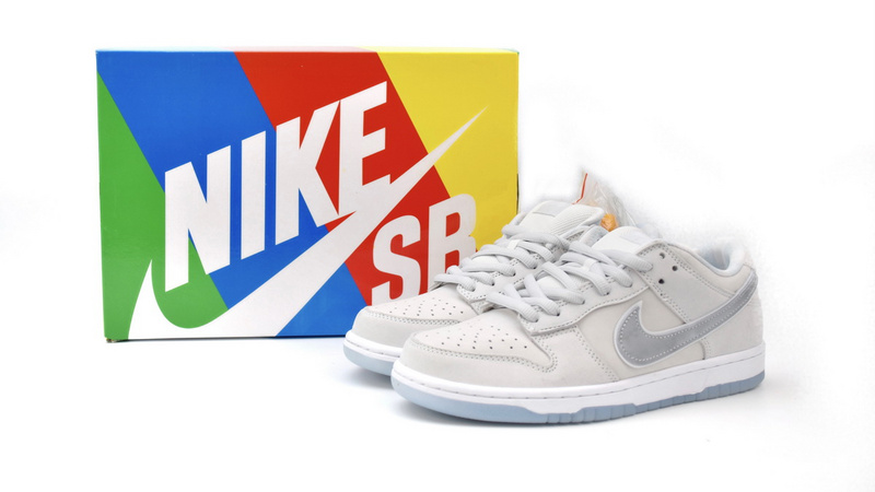 OG CONCEPTS × Nike Dunk SB Low ’White Lobster