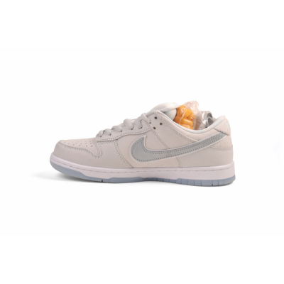 OG CONCEPTS × Nike Dunk SB Low ’White Lobster 01