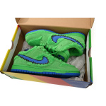 OG Grateful Dead x Nike SB Dunk Low “Green Bear”