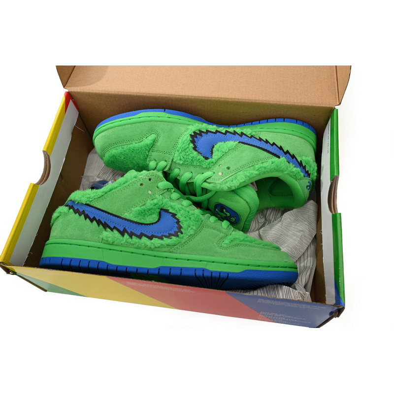 OG Grateful Dead x Nike SB Dunk Low “Green Bear”
