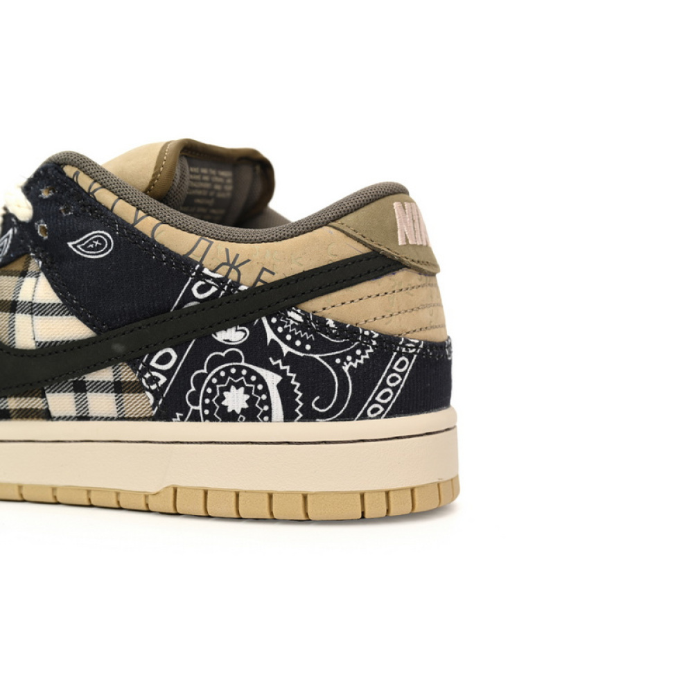 OG Travis Scott x Nike SB Dunk Low Paisley