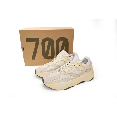 OG Yeezy Boost 700“Analog”