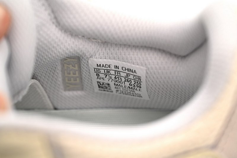 OG Yeezy Boost 700“Analog”