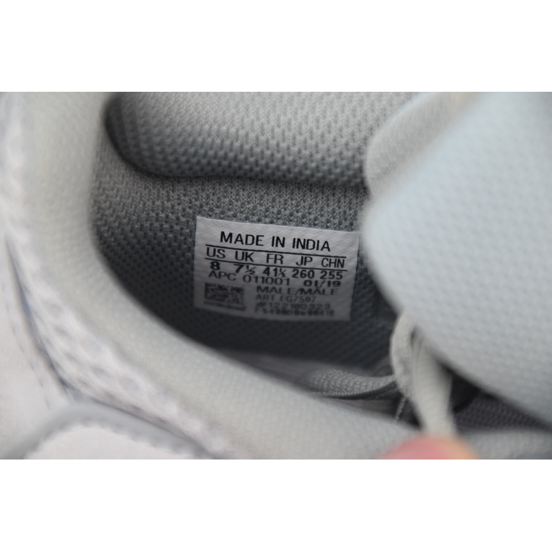 OG Yeezy Boost 700“Inertia”