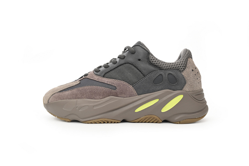 OG Yeezy Boost 700“Mauve”