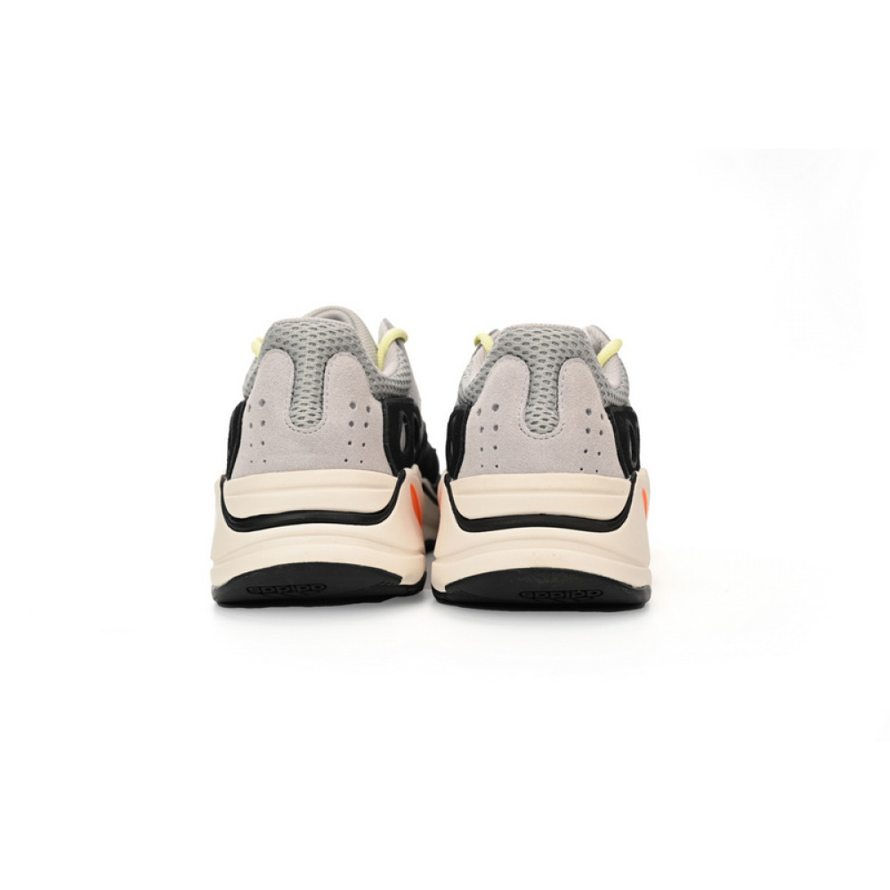 OG Yeezy Boost 700 OG“Wave Runner”