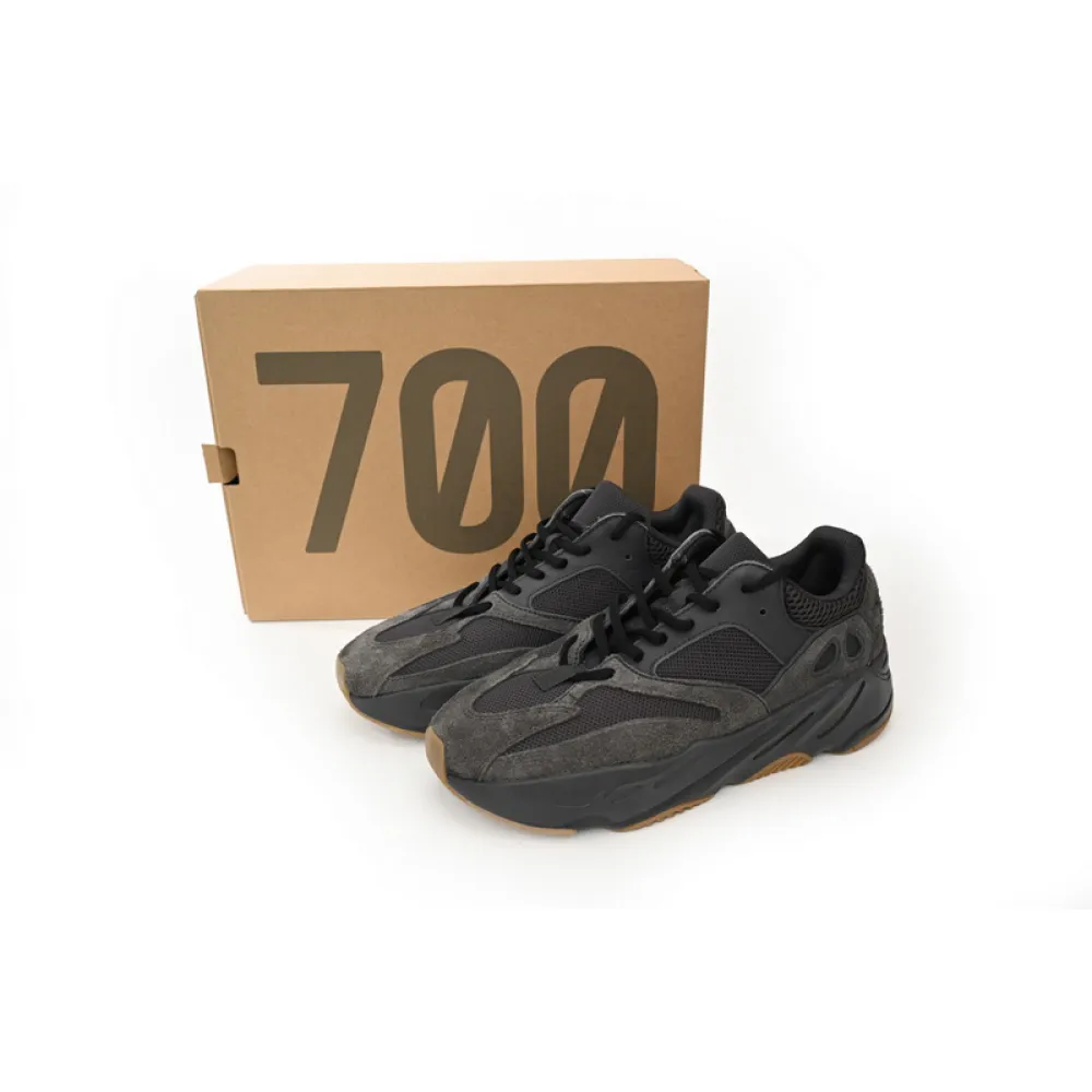 OG Yeezy Boost 700“Utility Black”